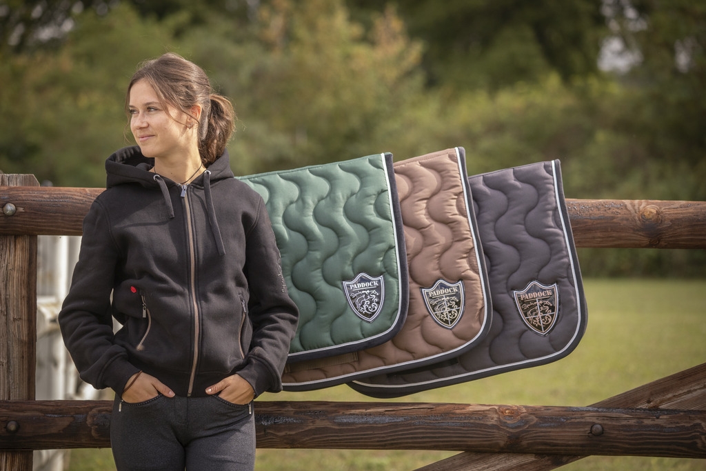 Montebello Sweater - Black