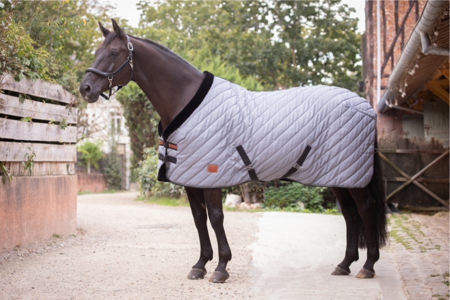 Diagonal Stable Rug 200 g - Grey