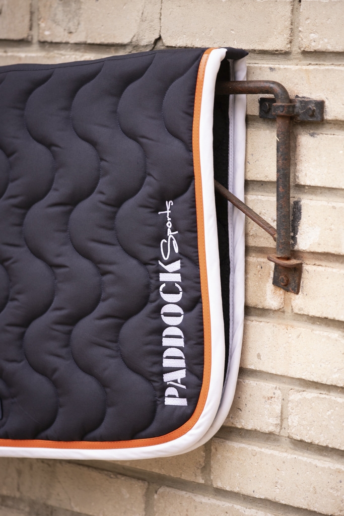 Wavy Saddle Pad All Purpose - Navy & White