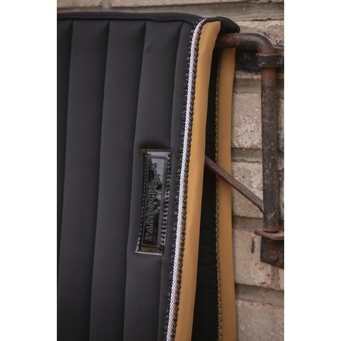 Tapis de selle Verticali Mixte - Noir & Camel Tapis de selle Verticali Mixte - Noir & Camel