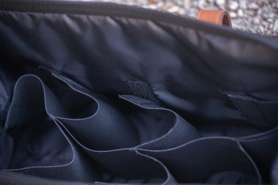 Diagonal Stable Bag - Black