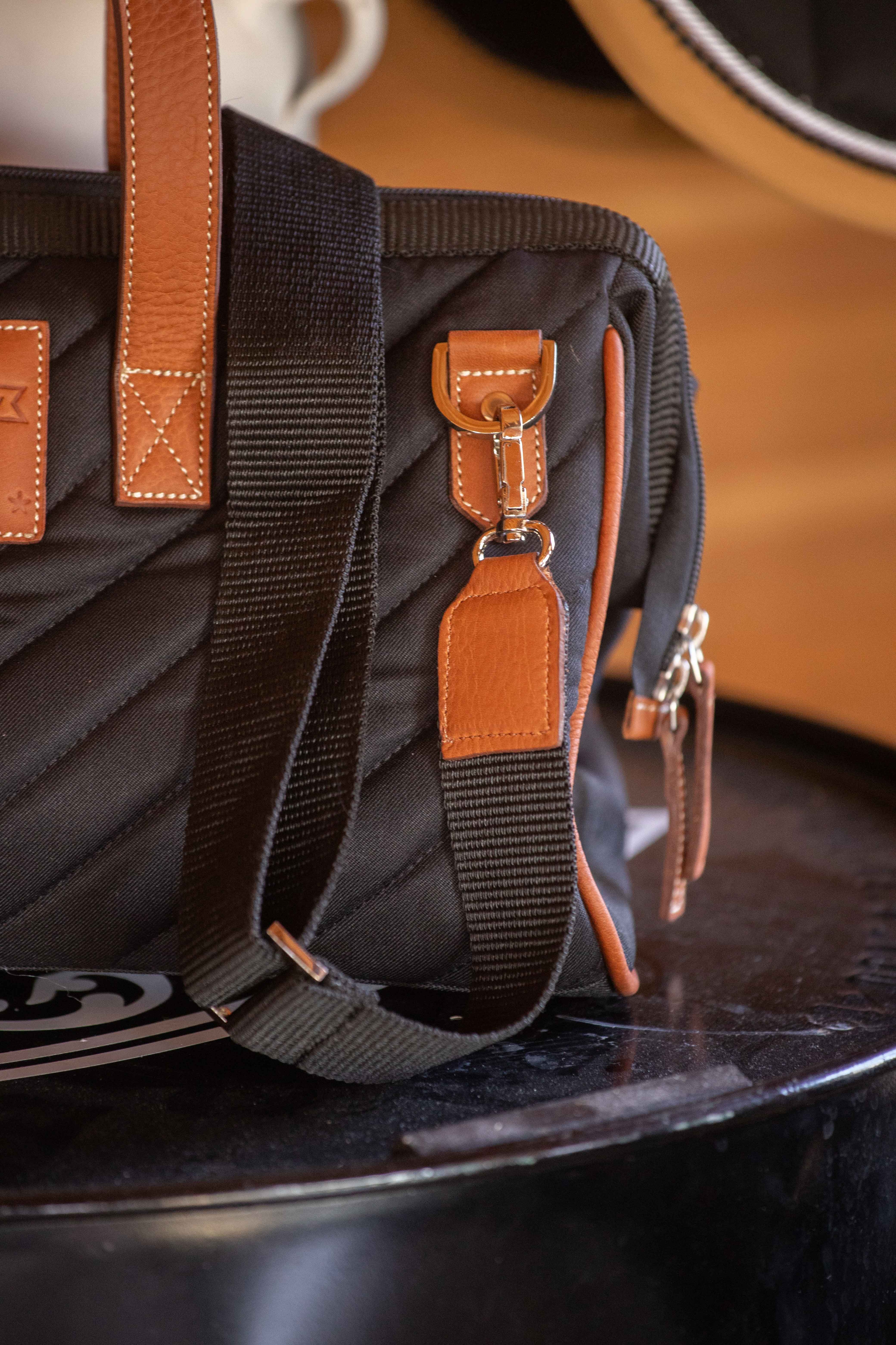 Diagonal Stable Bag - Black