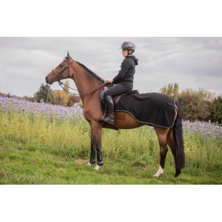 Diagonal Polar Fleece Exercise Sheet - Black