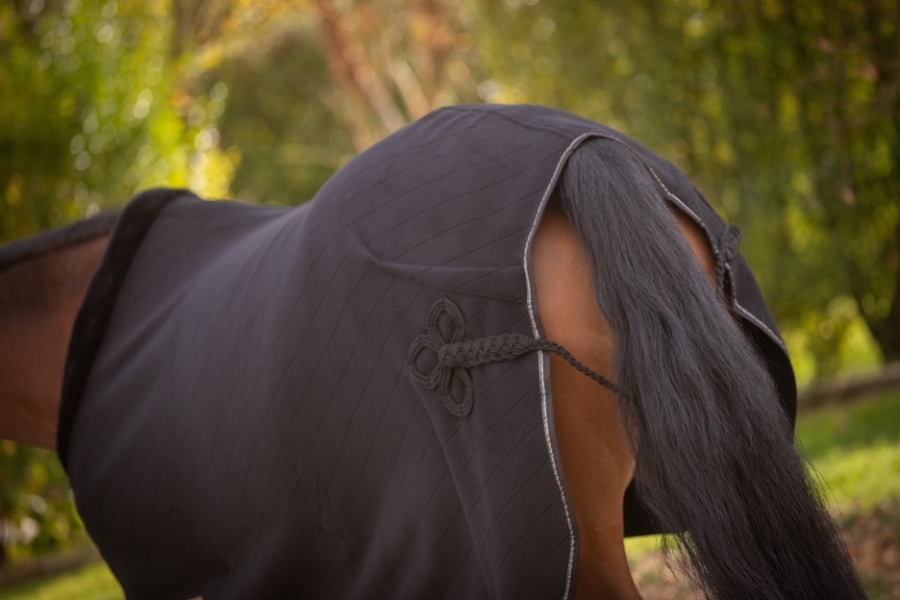 Diagonal Polar Fleece Sheet - Black