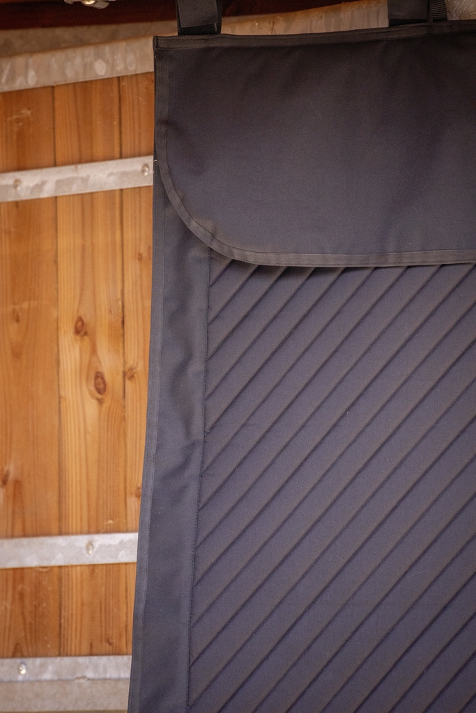 Diagonal Stall Curtain - Black